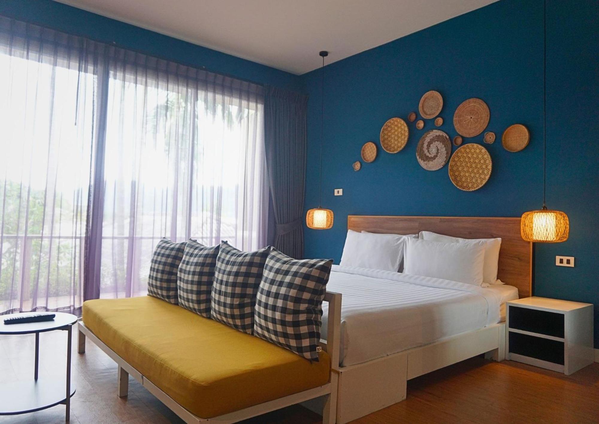 Signature Phuket Resort Chalong Exterior photo