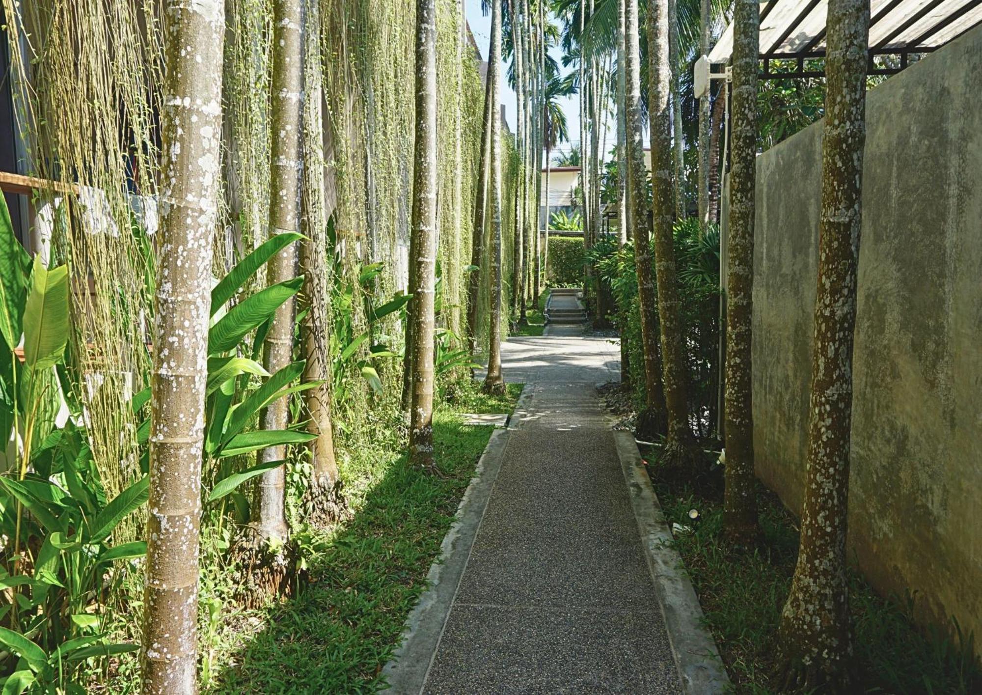 Signature Phuket Resort Chalong Exterior photo